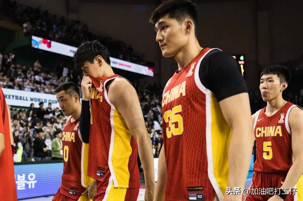 又见绝平!广州队与辽宁男篮鏖战至终场,罗德里读秒救主(终场游戏综英美笔趣阁) 又见绝平!广州队与辽宁男篮鏖战至终场,罗德里读秒救主(终场游戏综英美笔趣阁)